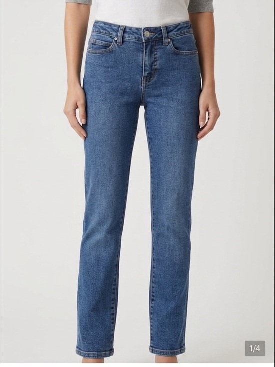 Jill Stuart Denim - Jill Stuart Straight-Leg Midwash Blue Jeans